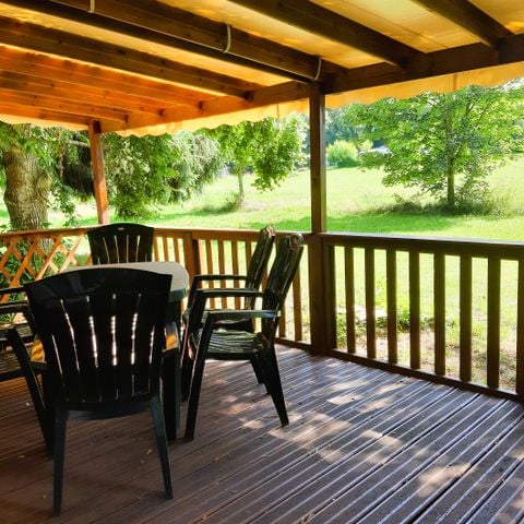 Mobilhome 9 personnes - FAMILY GRAND CONFORT - 3 chambre + 2 salles de bain+ mezzanine + terrasse couverte- Clim et Tv Inclus