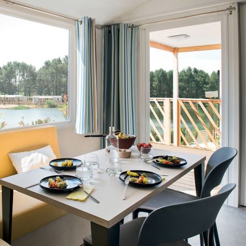 Stacaravan 4 personen - LOGGIA met airconditioning + TV