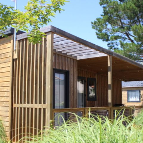 Chalet 4 persons - Premium Badiane – 2 bedrooms – 2 bathrooms – Bed linen, towels, griddle, cleaning service included