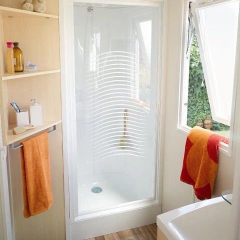 Mobile home 4 persons - European cottage - 2 bedrooms : 29m² - Uncovered terrace 11m² 4/5 pers.