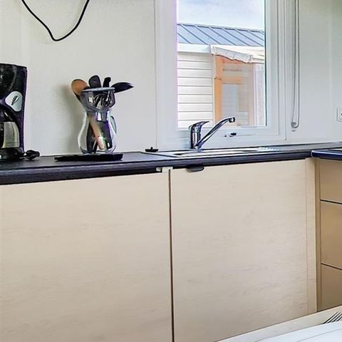 MOBILHOME 5 personas - Cottage Pacifique - 2 habitaciones : 27m² - Terraza cubierta 9m² 4/5 pers.