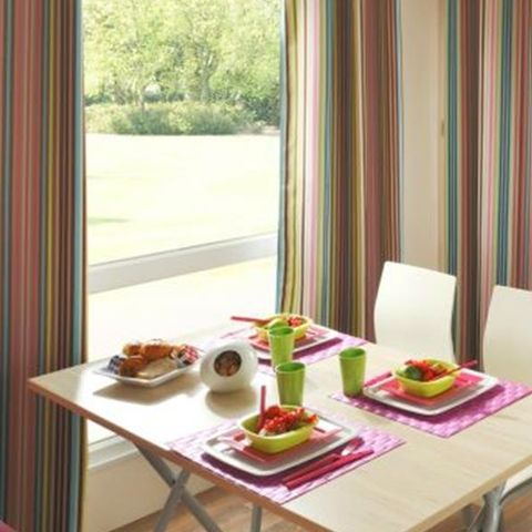 MOBILHOME 5 personas - Cottage Pacifique - 2 habitaciones : 27m² - Terraza cubierta 9m² 4/5 pers.