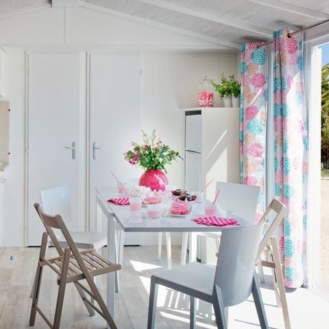 MOBILHOME 8 personnes - Cottage Quatro - 4 chambres : 39 m² + 15 m² terrasse semi couverte