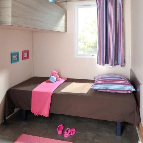 Mobilhome 5 personnes - Cottage Life PMR - 2 chambres : 32 m² + 15 m² de terrasse semi-couverte
