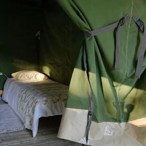 Canvas and wooden tent 5 persons - Nature 3 Rooms Without Sanitary