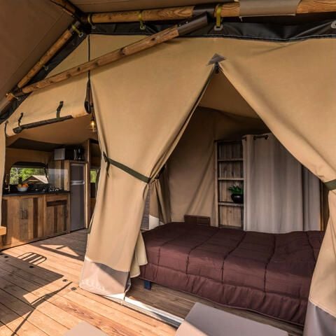 Canvas and wooden tent 4 persons - Luxury Lodge 3 Rooms 4 People