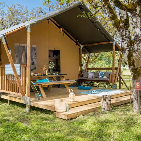 Canvas and wooden tent 4 persons - Lodge Woody - 2 bedrooms - sleeps 4
