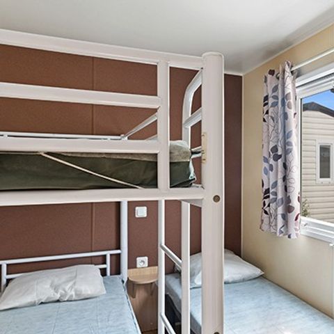 STACARAVAN 6 personen - Comfort XL | 2 slaapkamers | 4/6 personen | Overdekt terras