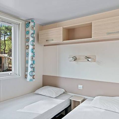 Mobilhome 6 personnes - Mobil-home | Comfort | 3 Ch. | 6 Pers. | Terrasse surélevée | 1 SDB
