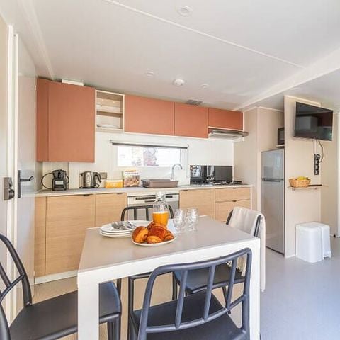 Stacaravan 6 personen - Premium | 3 slaapkamers | 6 pers. | Terras Lounge | Airconditioning | TV