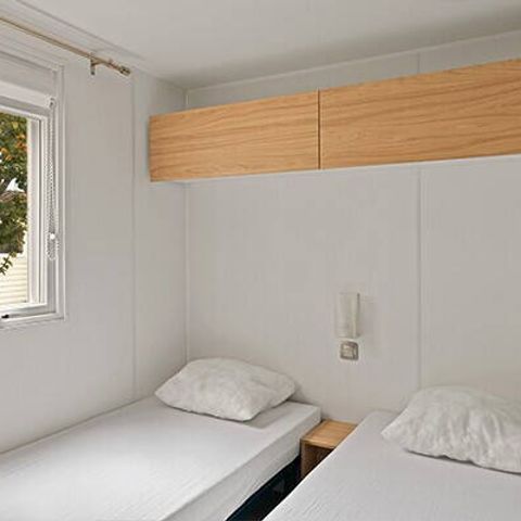 BUNGALOW 6 persone - Casa mobile | Comfort | 3 Camere da letto | 6 Persone | Terrazza rialzata | Aria condizionata