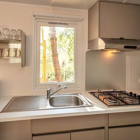 Bungalow 6 persons - Mobile-home | Comfort | 2 Bedrooms | 4/6 Pers. | Raised terrace