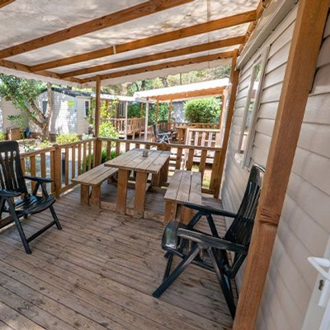 Stacaravan 4 personen - Comfort XL | 2 Slaapkamers | 4 Pers | Verhoogd terras | Airconditioning