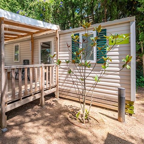 Stacaravan 4 personen - Comfort XL | 2 Slaapkamers | 4 Pers | Verhoogd terras | Airconditioning