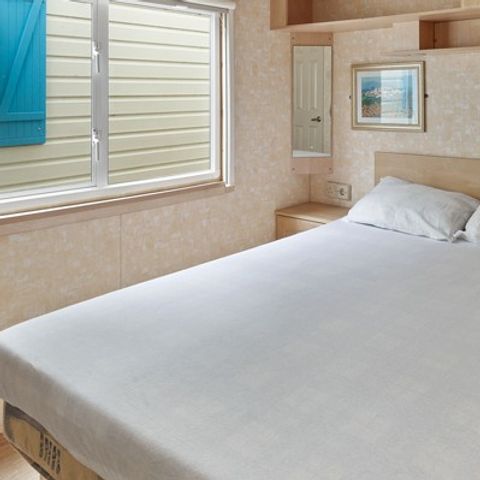 STACARAVAN 6 personen - Klassiek XL | 3 slaapkamers | 6 pers | Verhoogd terras | Airconditioning