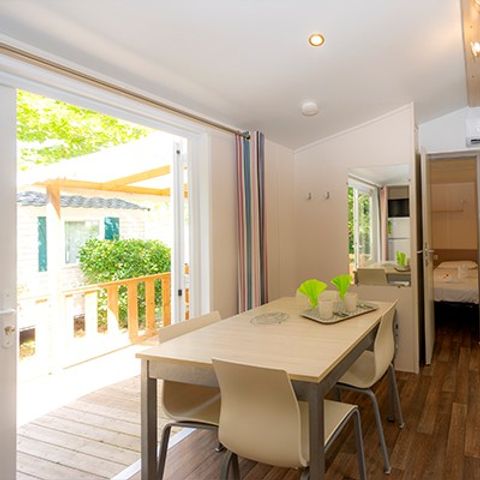 BUNGALOW 6 personnes - Comfort | 3 Ch. | 6 Pers. | Terrasse simple | Clim.
