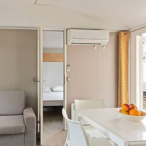 Bungalow 6 personen - Mobile-home | Premium | 3 slaapkamers | 6 pers. | Verhoogd terras | 2 badkamers | Airconditioning.