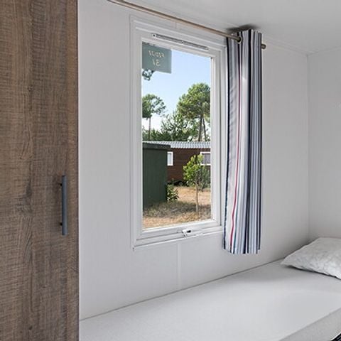 Stacaravan 6 personen - Mobile-home | Comfort XL | 3 slaapkamers | 6 pers | Verhoogd terras | 2 badkamers | Airconditioning | TV