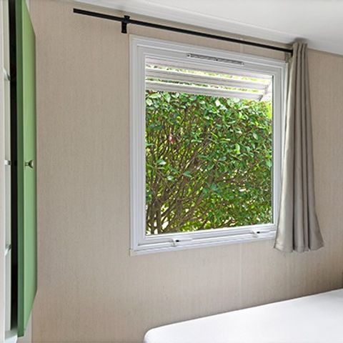 MOBILE HOME 6 people - Classic XL | 3 Bedrooms | 6 Pers. | Raised terrace | Air-con.