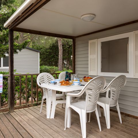 Stacaravan 4 personen - Comfort XL | 2 slaapkamers | 4 pers. | Verhoogd terras