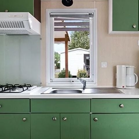 Stacaravan 6 personen - Klassiek | 3 Slaapkamers | 6 Pers. | Verhoogd terras | Airconditioning.