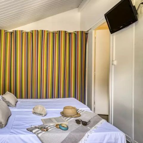 CHALET 6 personnes - Chalet 4 pièces 4 adultes + 2 enfants 2 SdB Climatisé