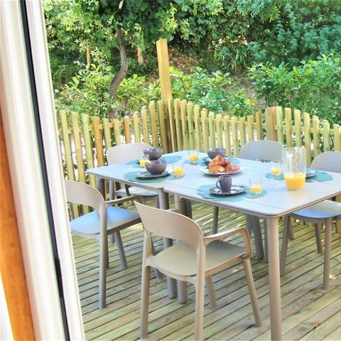 Tente en toile et en bois 7 personnes - Ecolodge 4 pièces Climatisé + TV