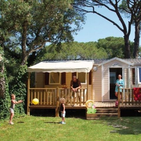 BUNGALOW 8 personnes - 6/8 pers