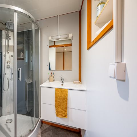 CHALET 6 personnes - Motel 2 salles de bains (45 m²) climatisé - n°96 à 99