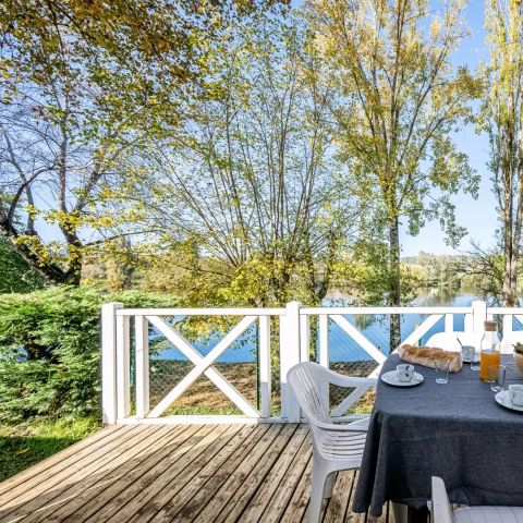 MOBILHOME 6 personnes - vue rivière 3 Pièces 4/6 Personnes Climatisé