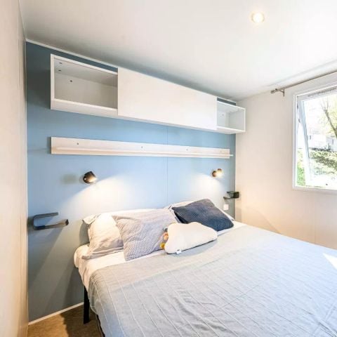 MOBILHOME 6 personnes - Mobil-home 3 chambres en bord de Rivière, climatisé Dimanche/Dimanche (33 m²) n°3 à 5 6 personnes
