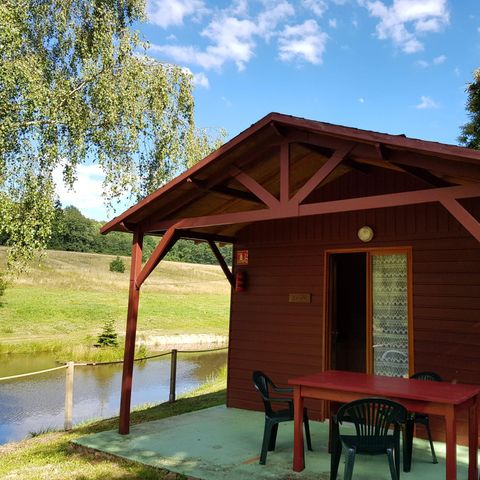 Chalet 4 persons - 4-person cabin – covered terrace – no bathroom facilities