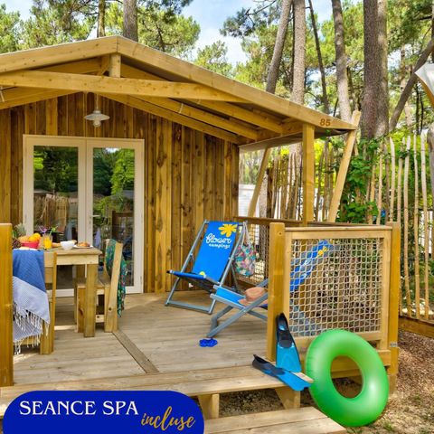 Lodge 4 personnes - Sweetflower - 2 chambres - CONFORT CLIM - 40m² - Clim - TV - Plancha - Terrasse couverte