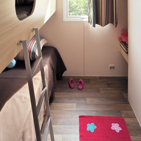 Glamping tent 5 persons - Cabane Nature - 2 bedrooms-without - Sanitary facilities-covered terrace-19m²-without - TV