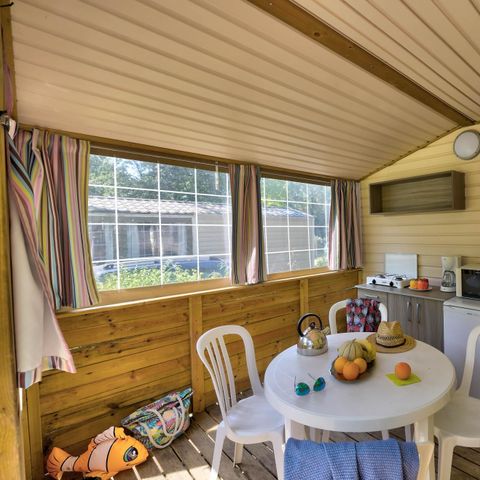 Bungalow toilé 5 personnes - Cabane Nature - 2 chambres-sans - Sanitaires-terrasse couverte-19m²-sans - TV