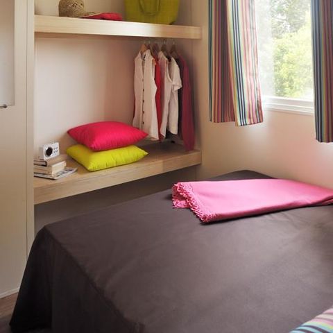 Bungalowtent 5 personen - Cabane Nature 2 slaapkamers-sanitair-zonder-overdekt terras-19m²-zonder TV