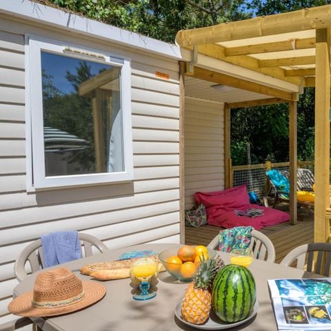 Mobilhome 6 personnes - Family - 3 chambres - PREMIUM -30m²-Roselune-Clim-TV-lave-vaiss.-plancha-terrasse - XXL couverte