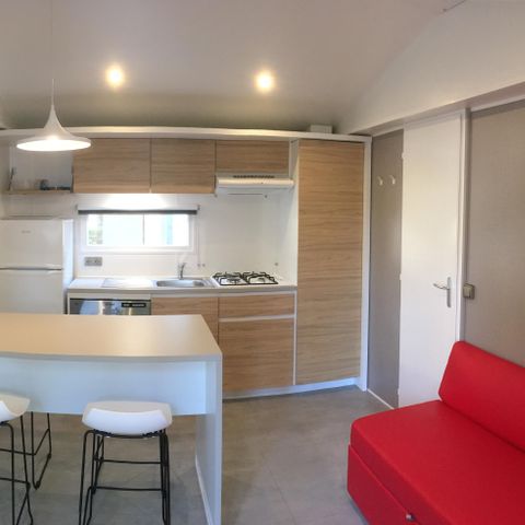 Mobilheim 5 Personen - Premium PLUS 2ch-CLIM- 2 SDB-TV-LV-Plancha-überdachte Terrasse-33m² | PREMIUM