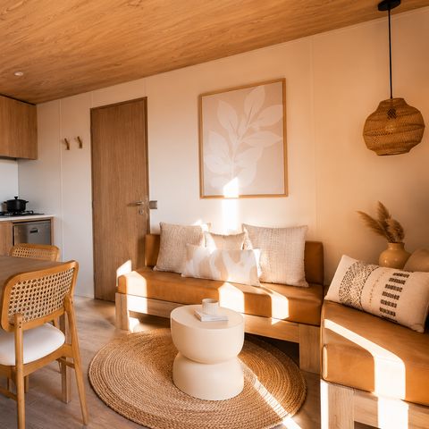 Mobilhome 4 personas - Cocoon - 2 dormitorios - 2 baños - PREMIUM+ -33 m²- SPA-aire acondicionado-TV-lavadora-plancha-terraza cubierta-paquete de viaje