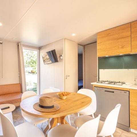 Mobilhome 4 personnes - Garden - 2 chambres-CLIM-baignoire-TV-lave-vaisselle-plancha-terrasse - Couverte-31m² - PREMIUM