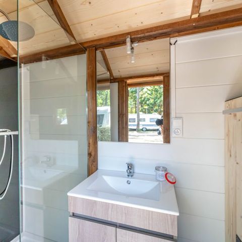 EMPLACEMENT - Premium Sanitaires Privés 2 pers.