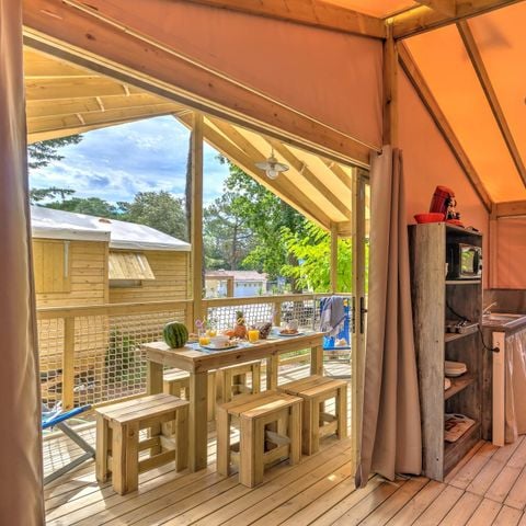 Lodge 5 personnes - Cosyflower - 2 chambres - -TV-plancha-terrasse couverte-28m² - CONFORT