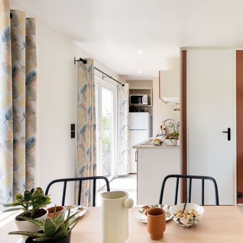 MOBILHOME 6 personas - Confort TV PLUS 3ch | CONFORT - 30m² - terraza cubierta - TV - plancha