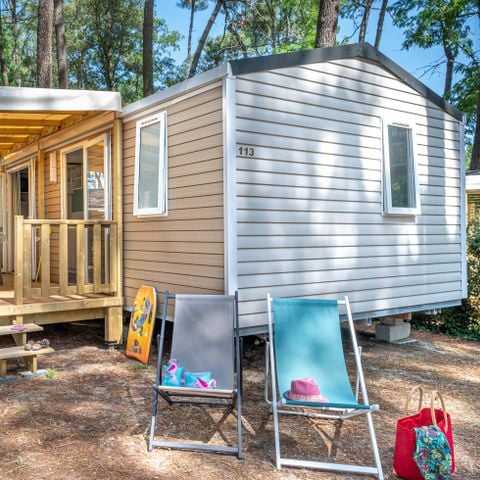 Mobilheim 4 personen - „Confort Clim“ mit - 2 Schlafzimmern - CONFORT - CLIM – 26 m² – Klimaanlage – - TV – Plancha – überdachte Terrasse