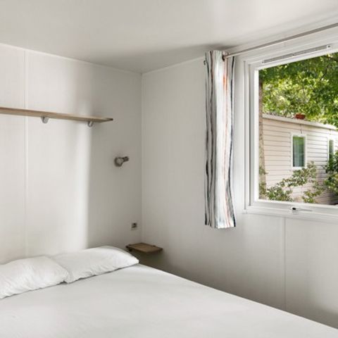 STACARAVAN 4 personen - Mobile-home | Comfort XL | 2 slaapkamers | 4 pers. | Verhoogd terras | Air-con.