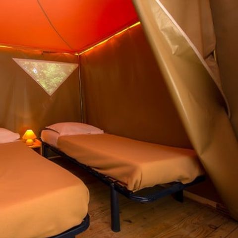 SAFARITENT 4 personen - Explorer Tent | 2 Slaapkamers | 2/4 Personen | Zonder badkamer