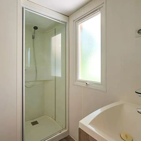 BUNGALOW 6 personnes - Mobil-home | Comfort | 2 Ch. | 4/6 Pers. | Terrasse simple | Clim.