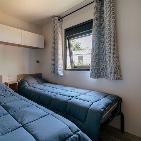 Bungalow 6 Personen - Mobilheim | Premium | 3 Zi. | 6 Pers. | Erhöhte Terrasse | Klima.