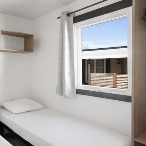 STACARAVAN 4 personen - Comfort XL | 2 Slaapkamers | 4 Pers | Verhoogd terras | Airconditioning