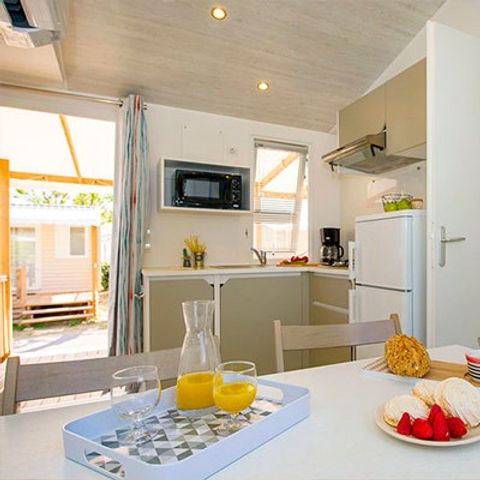 Stacaravan 4 personen - Stacaravan | Klassiek | 2 Slaapkamers | 4 Pers. | Verhoogd terras